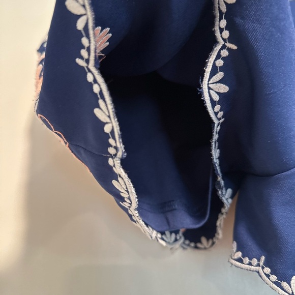 Francesca's Alya Medium Navy and Peach Floral Embroidered Shorts. Scalloped Edge - Picture 9 of 12